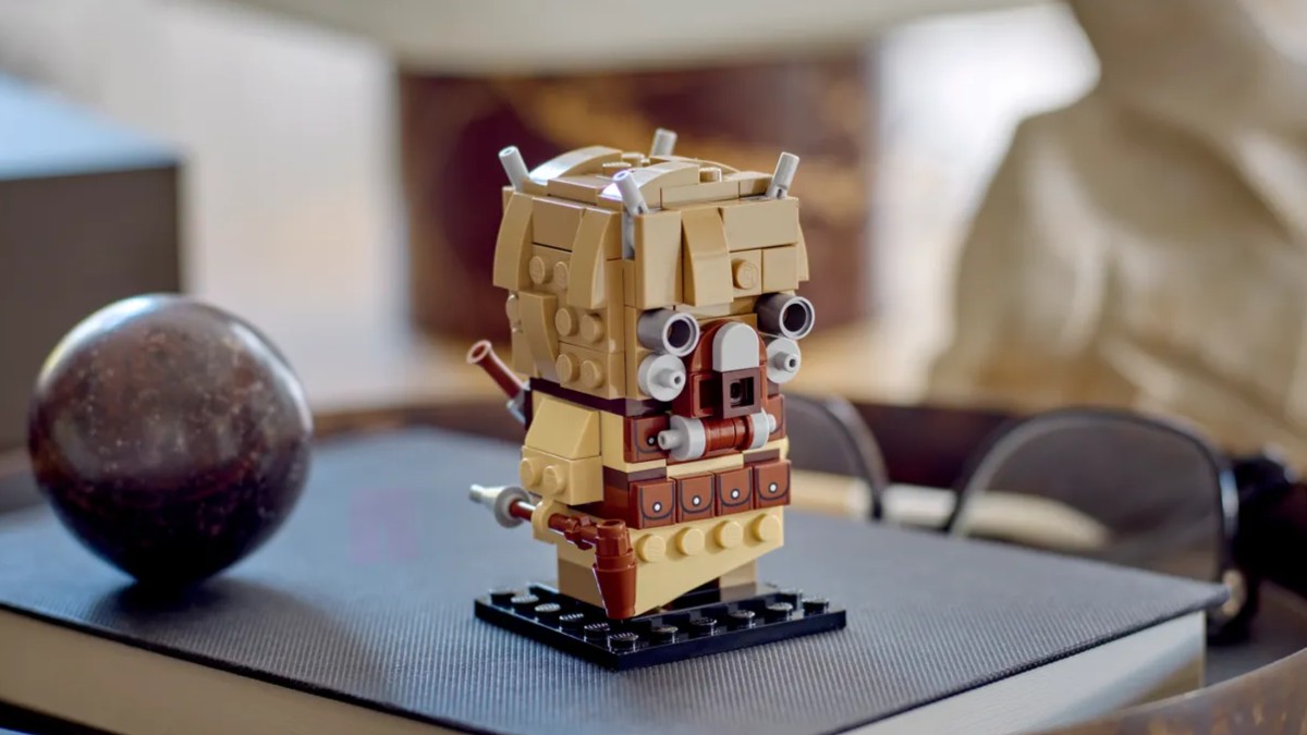 LEGO Star Wars 40615 Tusken Raider has unique BrickHeadz build