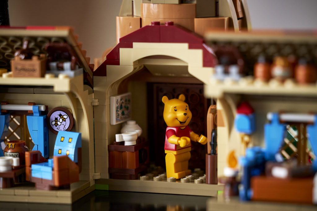 LEGO Ideas 21326 Winnie the Pooh 13