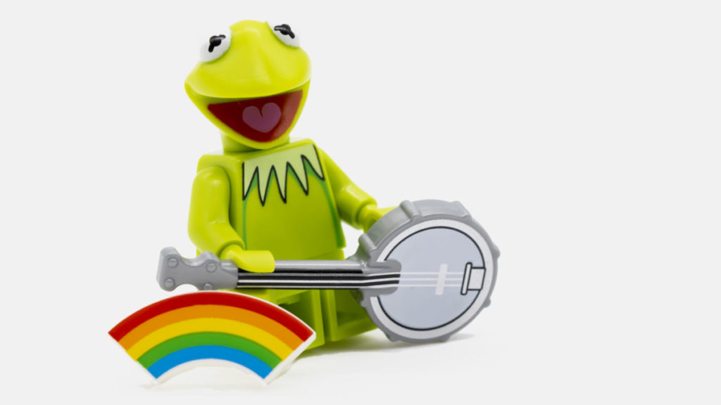 LEGO Collectible Minifigures 71033 The Muppets Kermit 1 1024x576