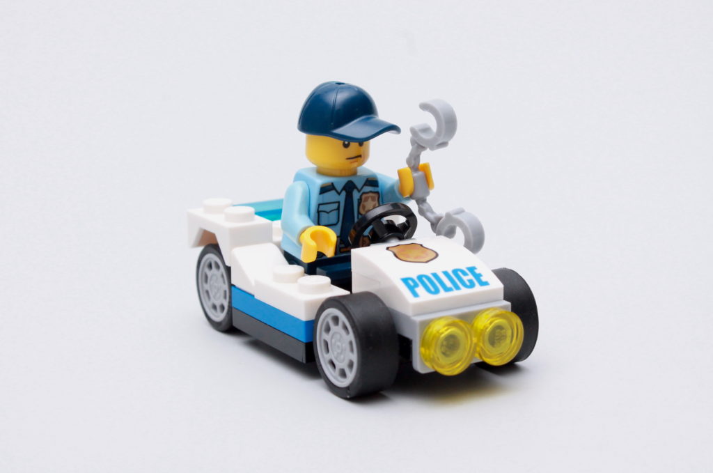 LEGO CITY magazine Issue 36 16