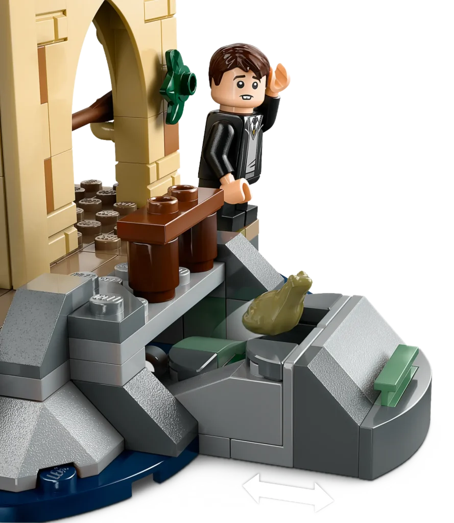 LEGO Harry Potter 76426 Hogwarts Castle Boathouse 5 889x1024