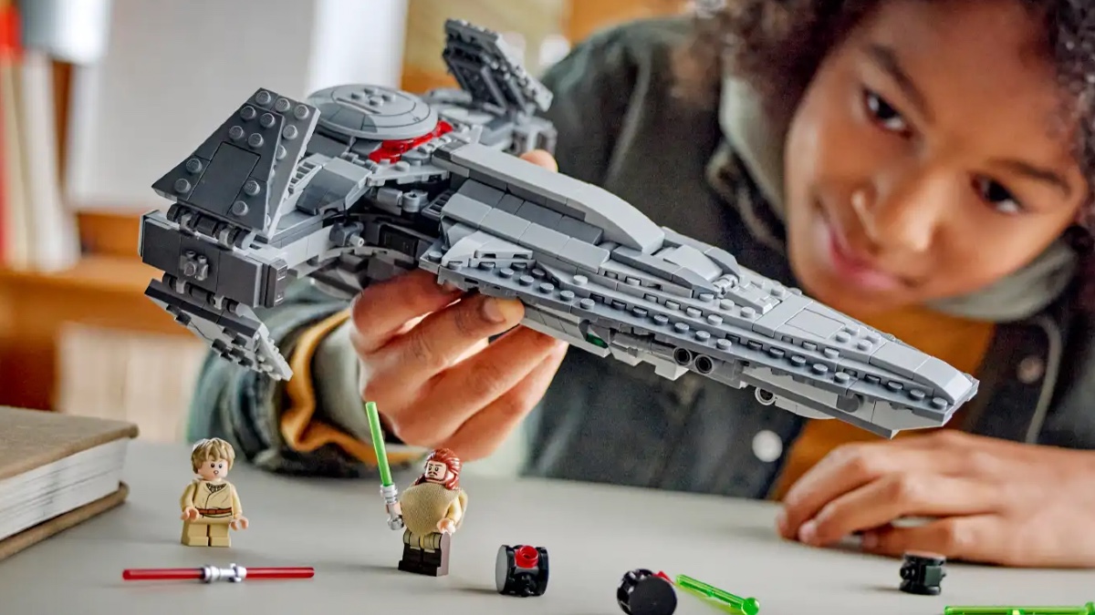 Upcoming LEGO Star Wars set is available to pre-order – in one region only