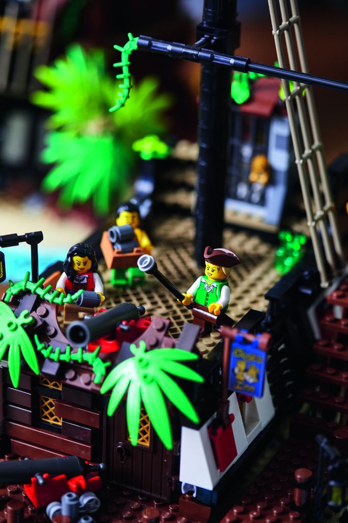 LEGO Ideas 21322 Pirates of Barracuda Bay 46