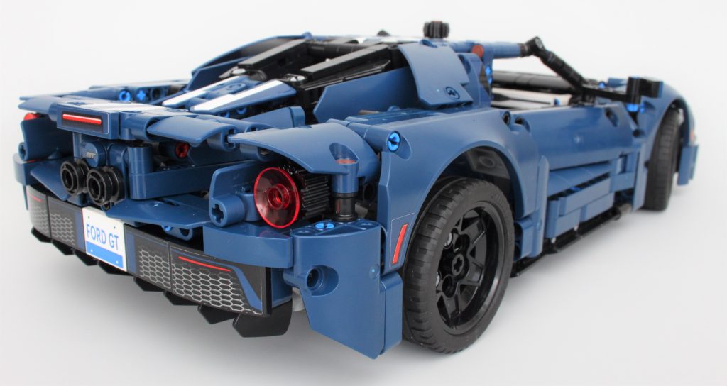 LEGO Technic 42154 2022 Ford GT review 27 1024x544