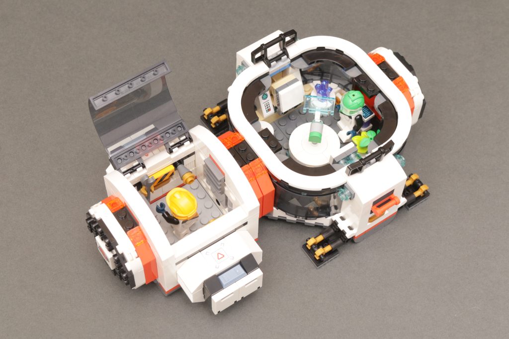 LEGO City 60446 Modular Galactic Spaceship review 37 1024x683