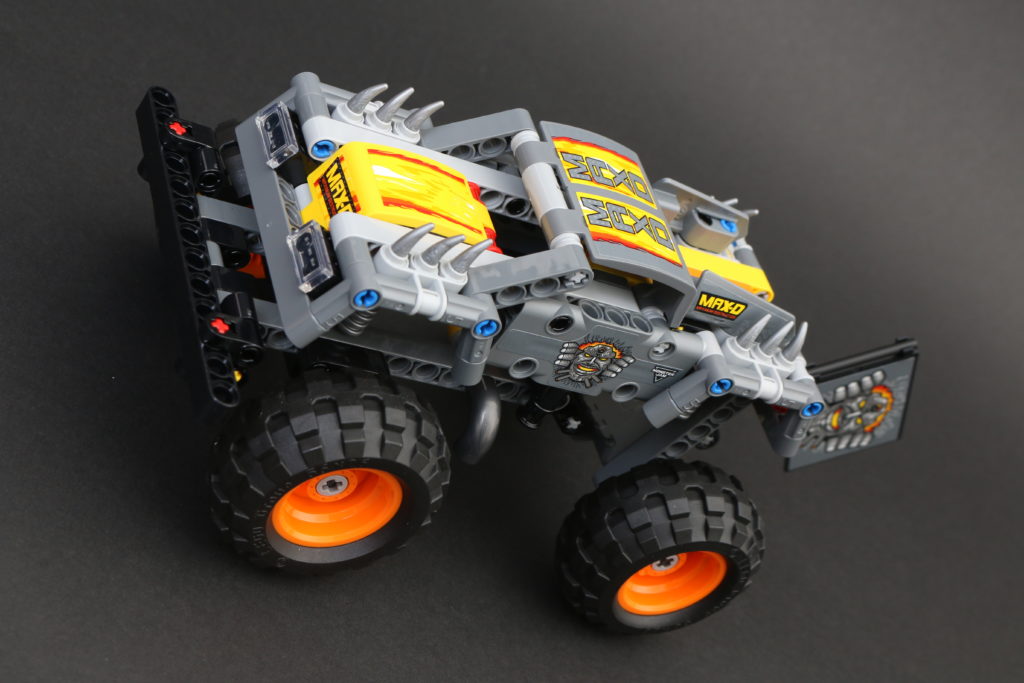 LEGO Technic 42119 Monster Jam Max D review 13 1
