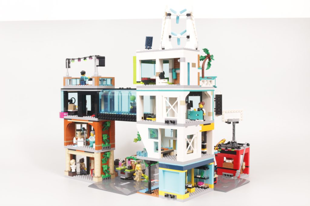 LEGO City 60380 Downtown review 5 1024x683