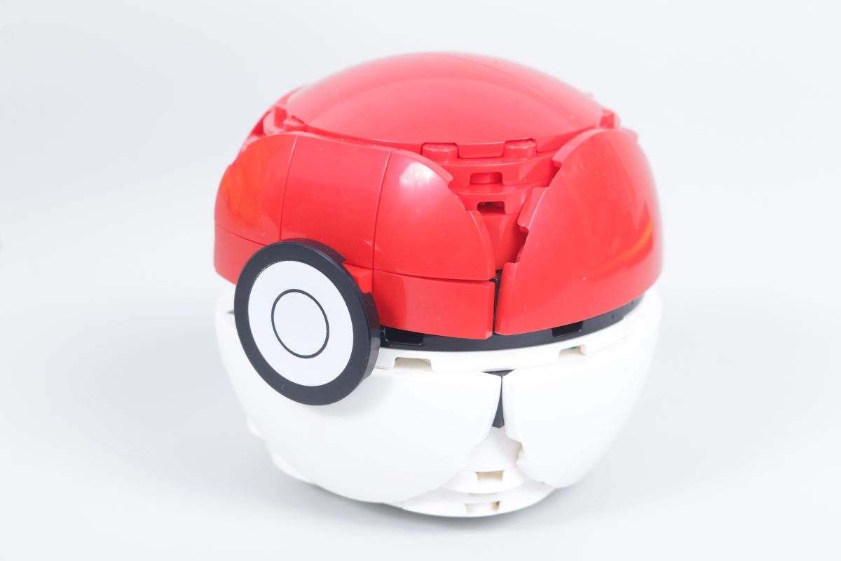 LEGO Pokemon 72152 Pikachu and Poke Ball review 29 1200x800