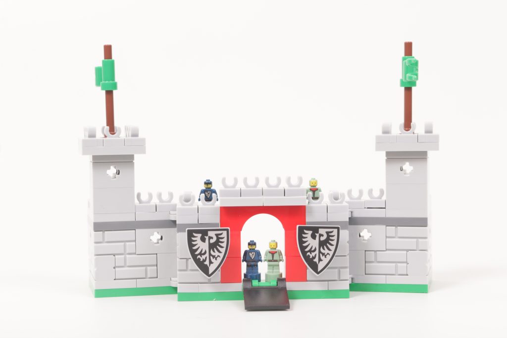LEGO Insiders Grey Castle set reward review 7 1024x683