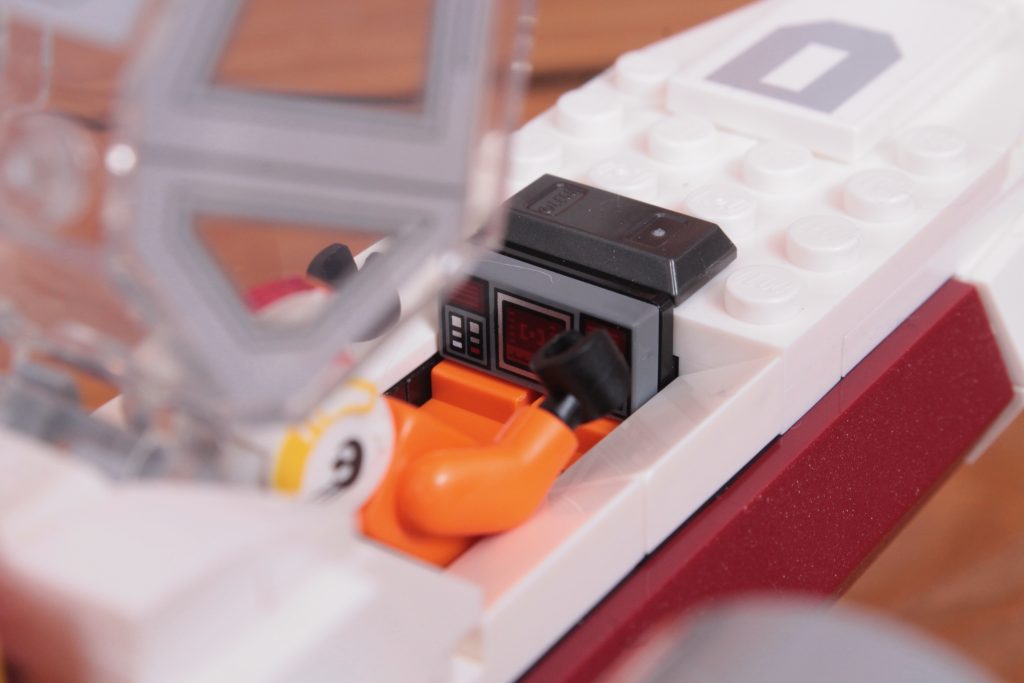 LEGO Star Wars 75393 TIE Fighter X Wing Mash up review 11 1024x683