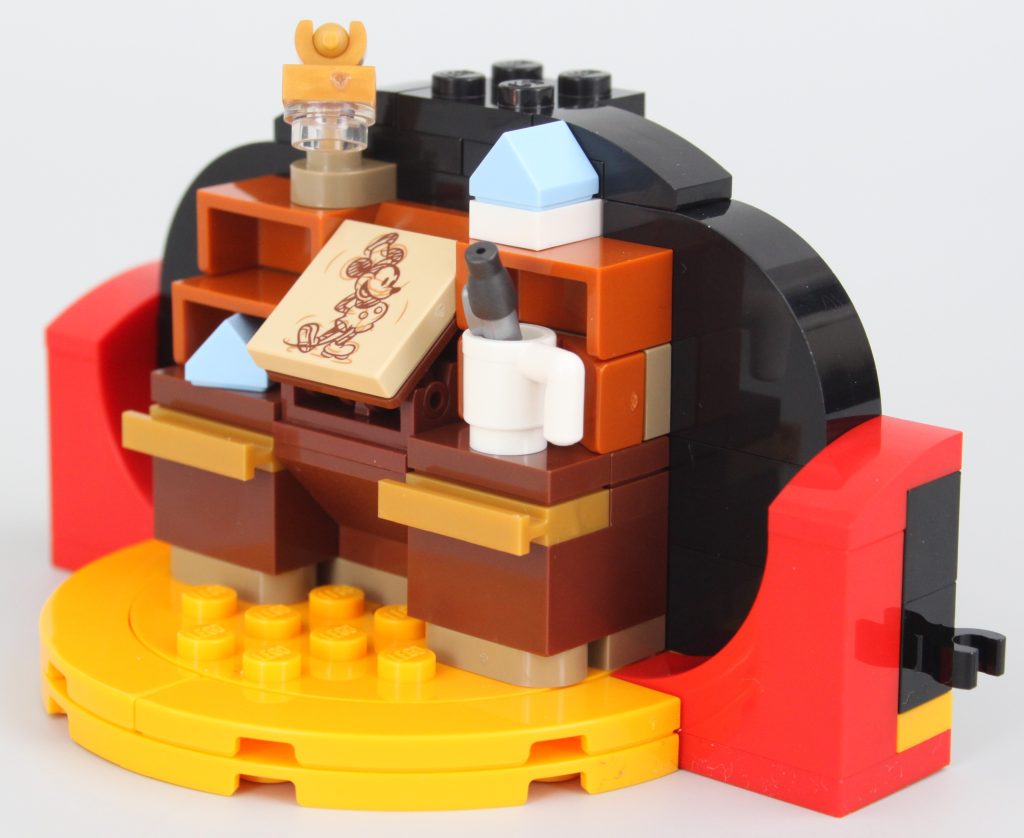 LEGO Disney 40600 Disney 100 Years Celebration review 4 1024x838