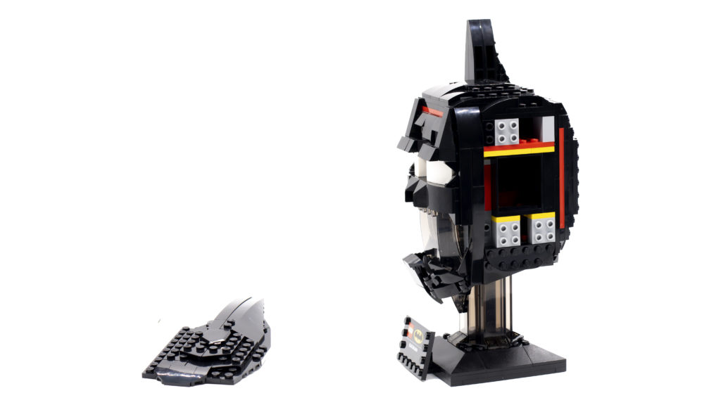 LEGO DC Batman 76182 Batman Cowl 31
