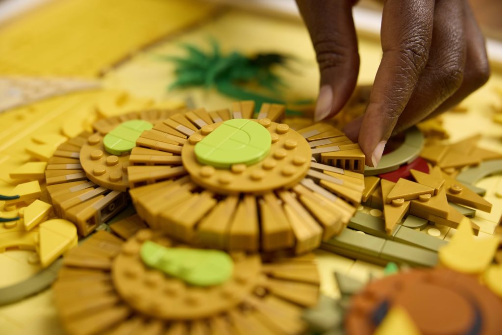 LEGO Art 31215 Vincent van Gogh Sunflowers 16 1024x683