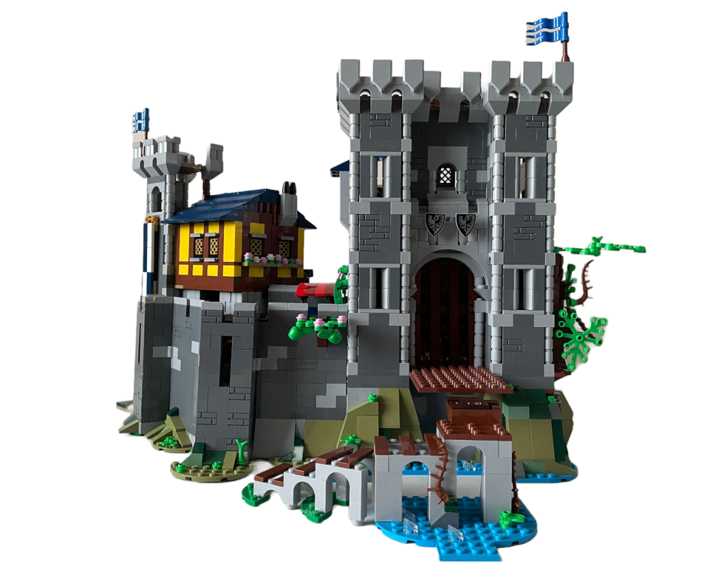 LEGO Creator 3 in 1 31120 Medieval Castle 10305 Lion Knights Castle alt build Rebrickable 3 1024x814
