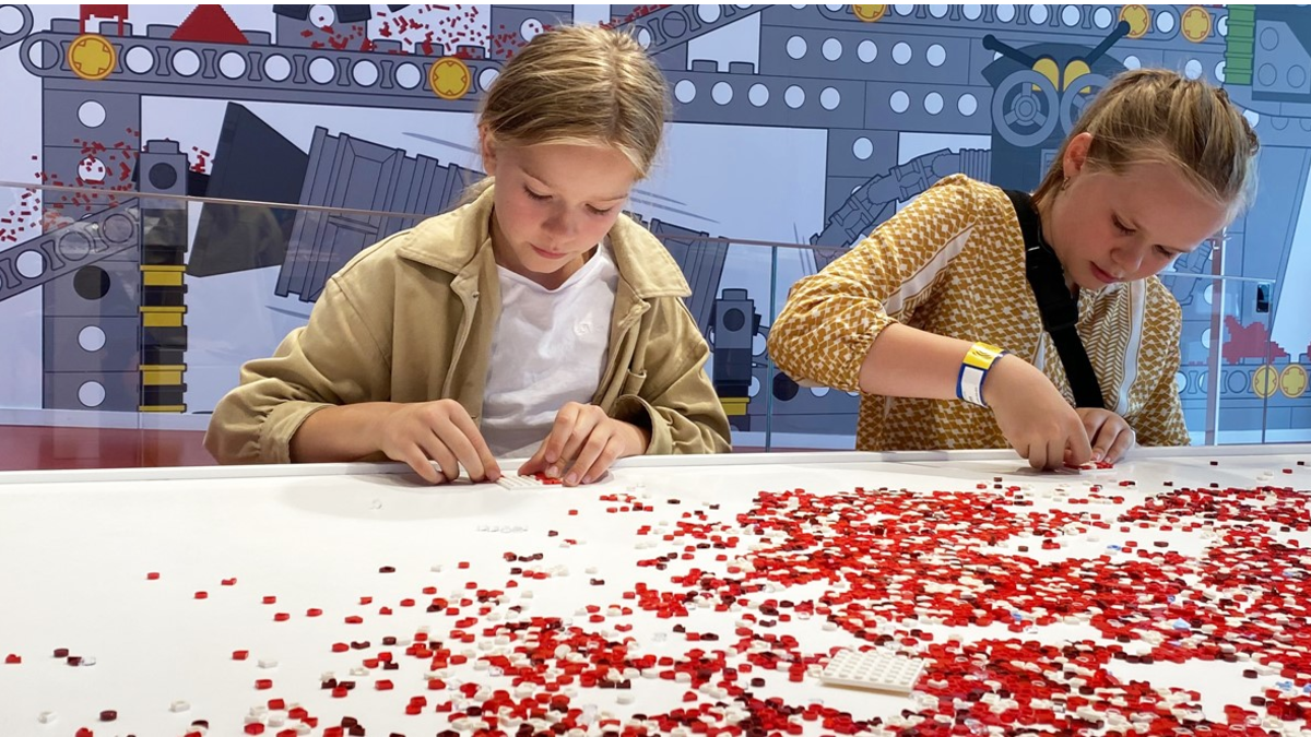 Last chance to have your build on display in the LEGO House
