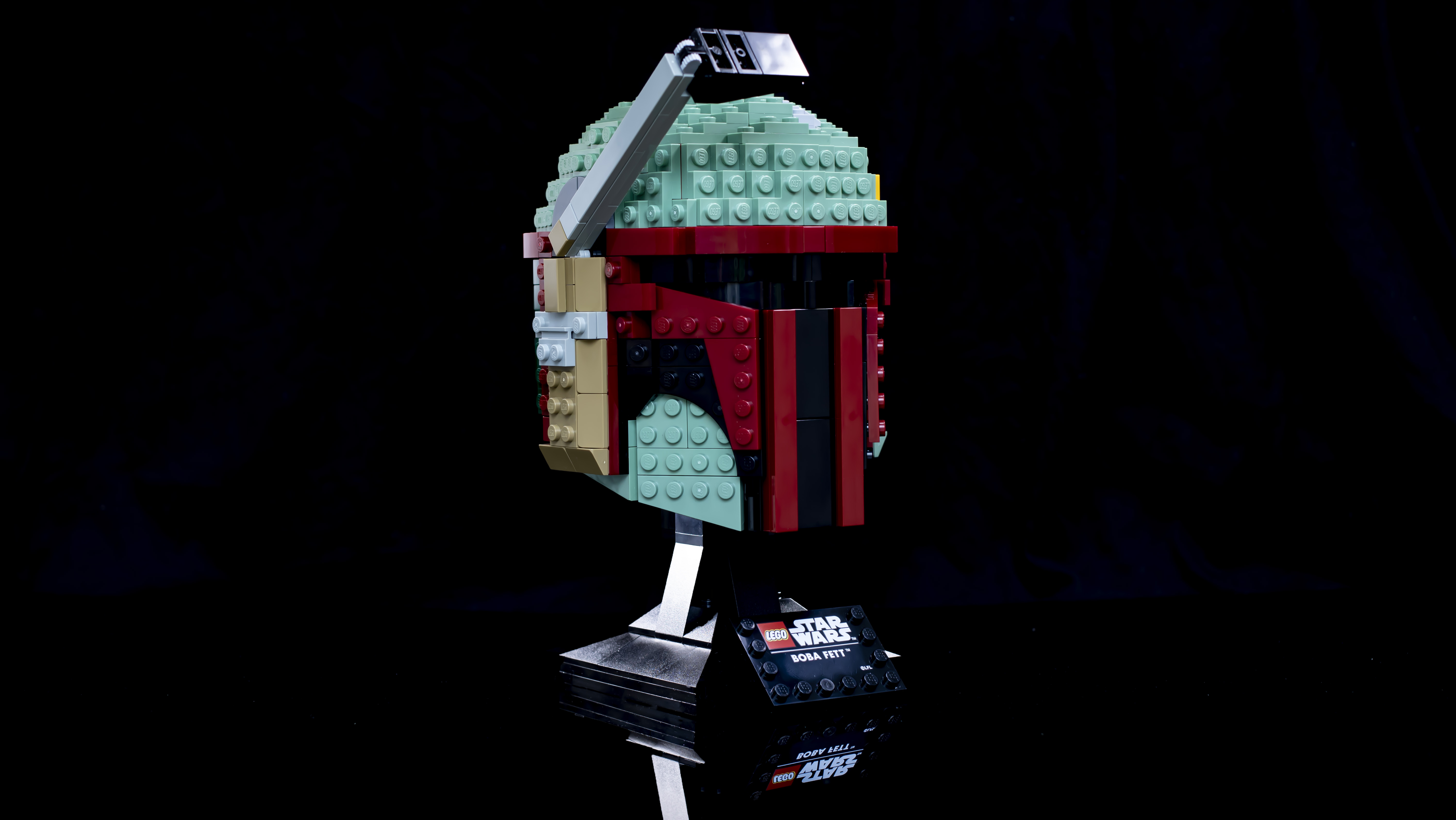LEGO Star Wars 75277 Boba Fett Helmet review