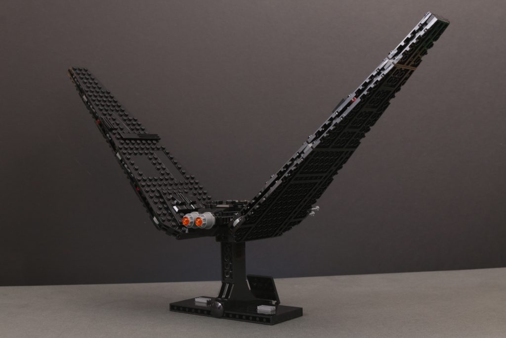LEGO Star Wars 75406 Kylo Rens Command Shuttle review 12 1024x683