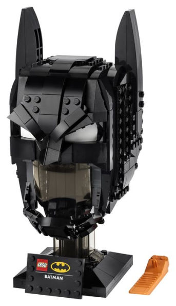 LEGO 76182 Batman Cowl helmet model