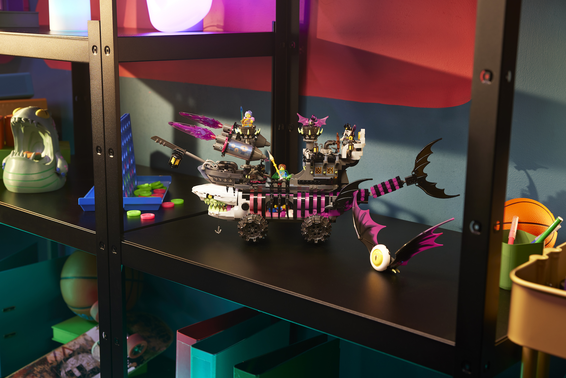 LEGO DREAMZzz 71469 Nightmare Shark Ship 7