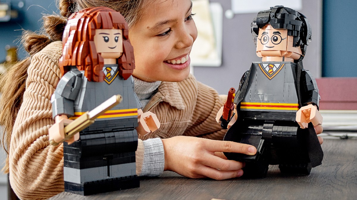 More brick-built LEGO minifigures from DC, Harry Potter and exclusive sets