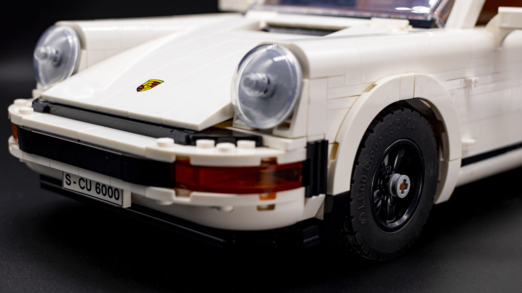 LEGO Creator 10295 Porsche 911 14