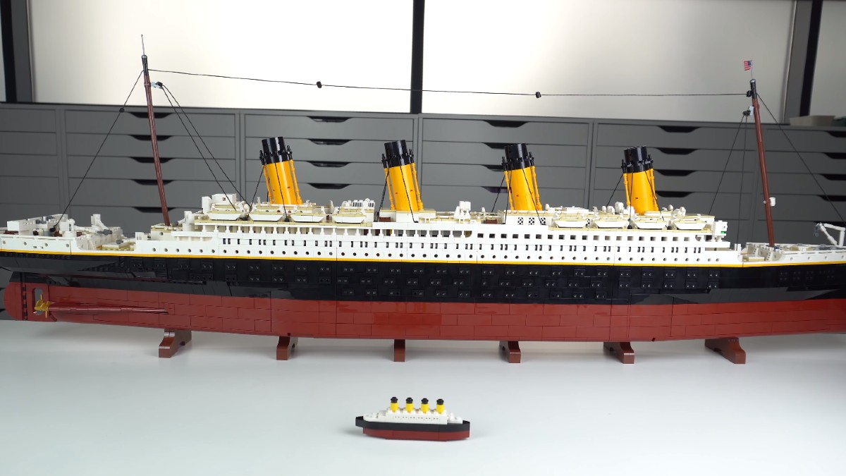 Make a mini LEGO for Adults 10294 Titanic to prepare for the real deal