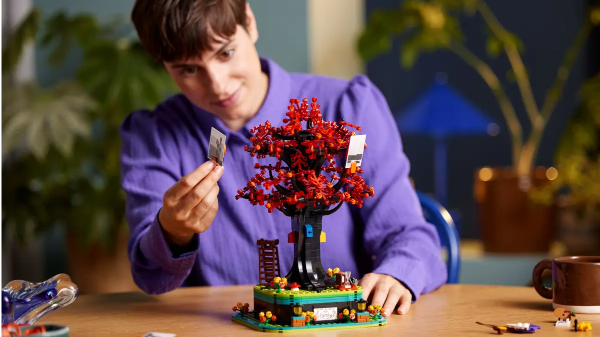 LEGO Ideas Family Tree designer reveals personal connections to the set
