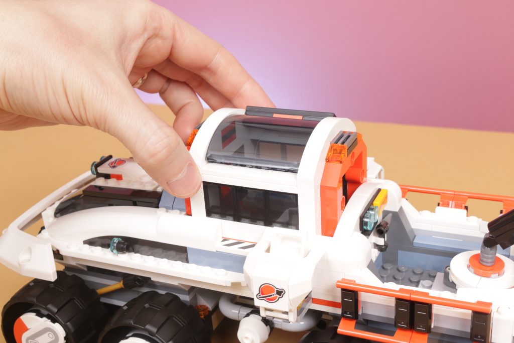 LEGO City 60432 Command Rover and Crane Loader review 18 1024x683