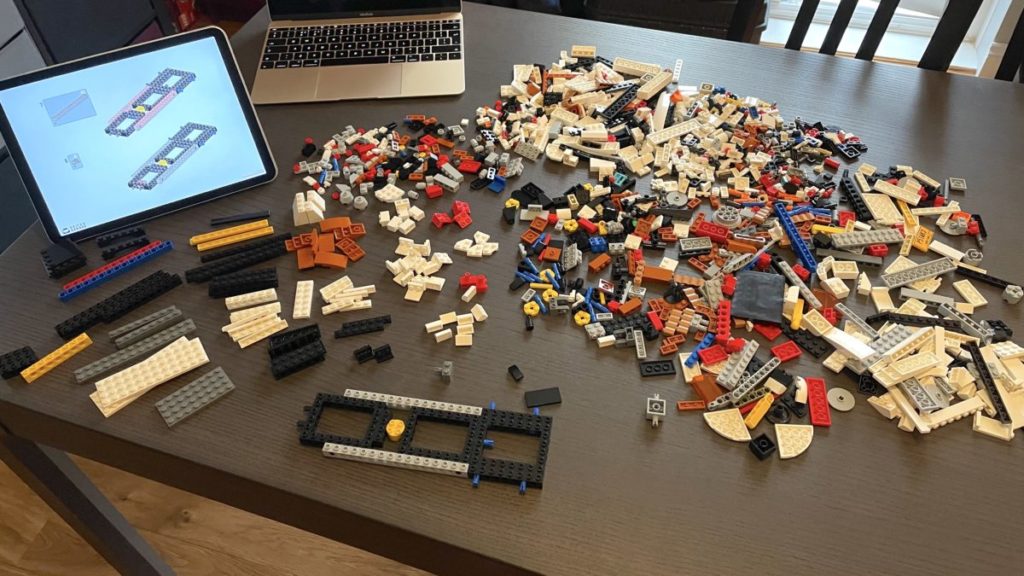 LEGO for Adults 10295 Porsche 911 Lamborghini Countach rebuild 33 1024x576