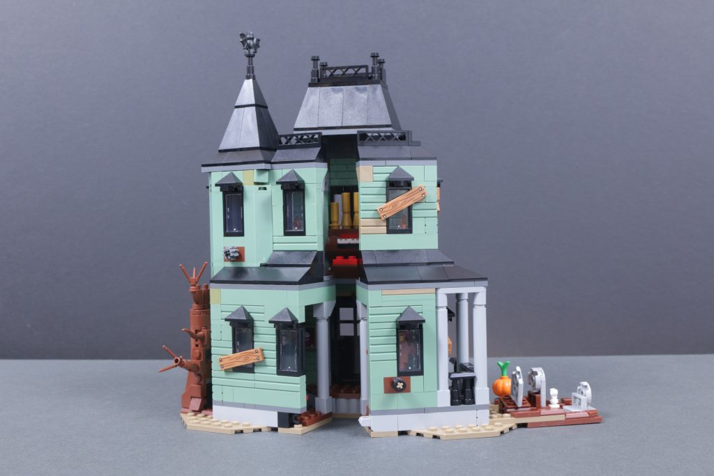 LEGO Creator 3 in 1 31167 Haunted Mansion review 26 1024x683