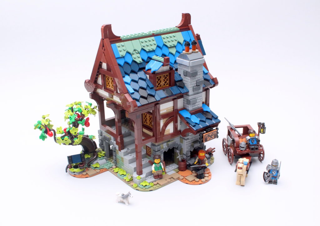 21325 Medieval Blacksmith review 1