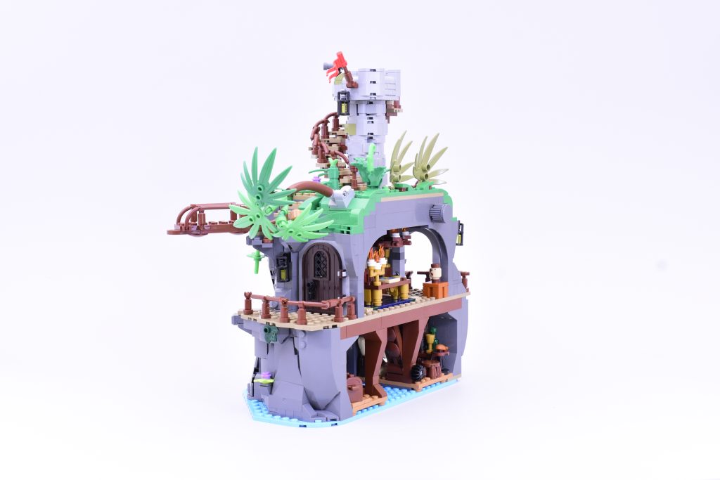 LEGO BrickLink Designer Program 910038 Ominous Isle review 21 1024x683
