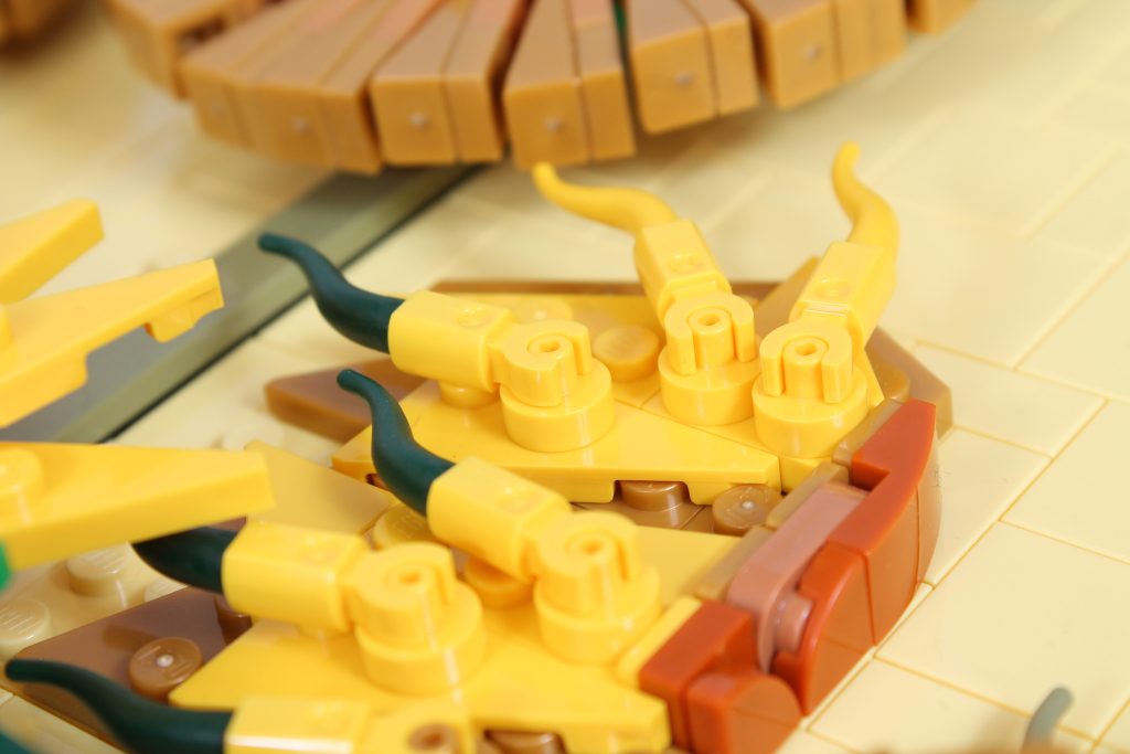 LEGO Art 31215 Vincent van Gogh Sunflowers review 12 1024x683