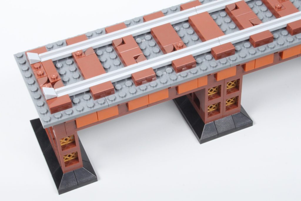 lego marvel 76321 spider man 2 subway train chase scene build feature 6 1024x683
