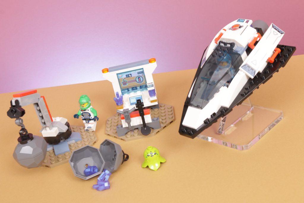 LEGO City 60429 Spaceship and Asteroid Discovery review 2i 1024x683