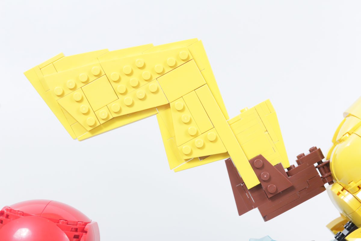 LEGO Pokemon 72152 Pikachu and Poke Ball review 12 1200x800