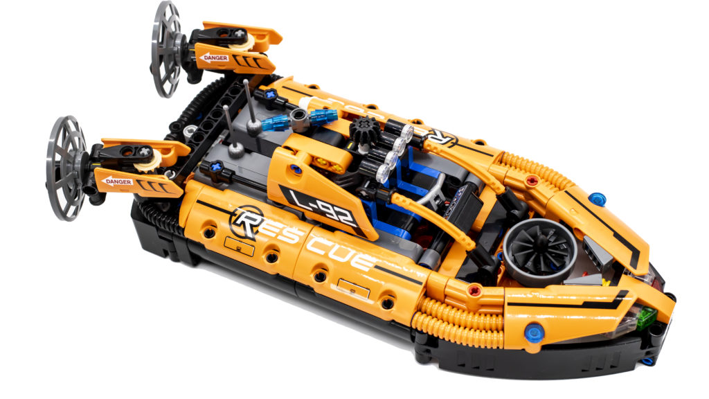 LEGO Technic 42120 Rescue Hovercraft 15
