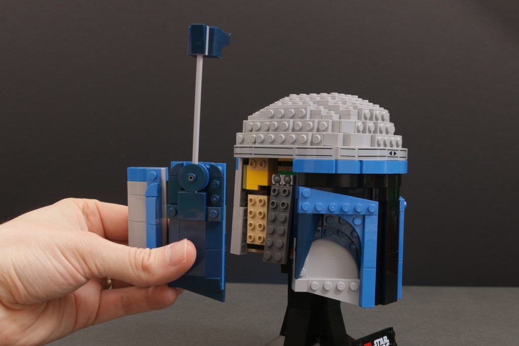 LEGO Star Wars 75408 Jango Fett Helmet 75277 Boba Fett Helmet comparison 18 1024x683