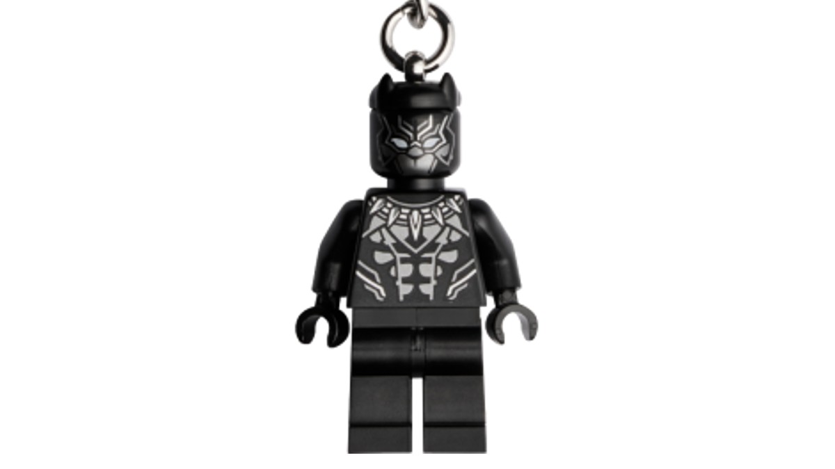 New LEGO Marvel keyring changes design of Black Panther minifigure