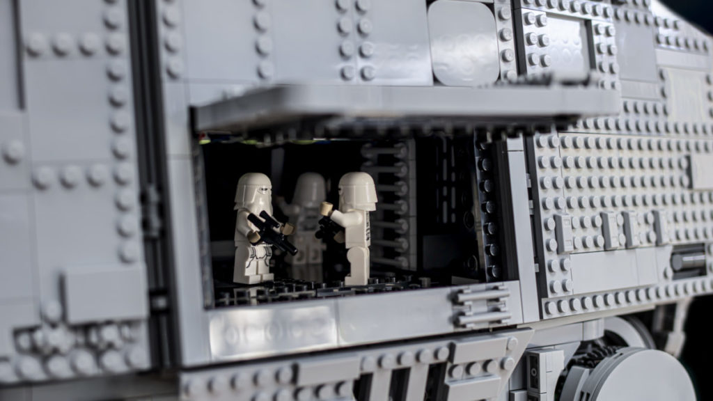 LEGO Star Wars 75313 AT AT review 28 1024x576