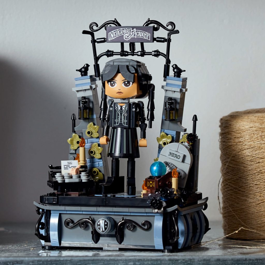 LEGO Wednesday 76780 Wednesday Addams Figure lifestyle 25 1024x1024