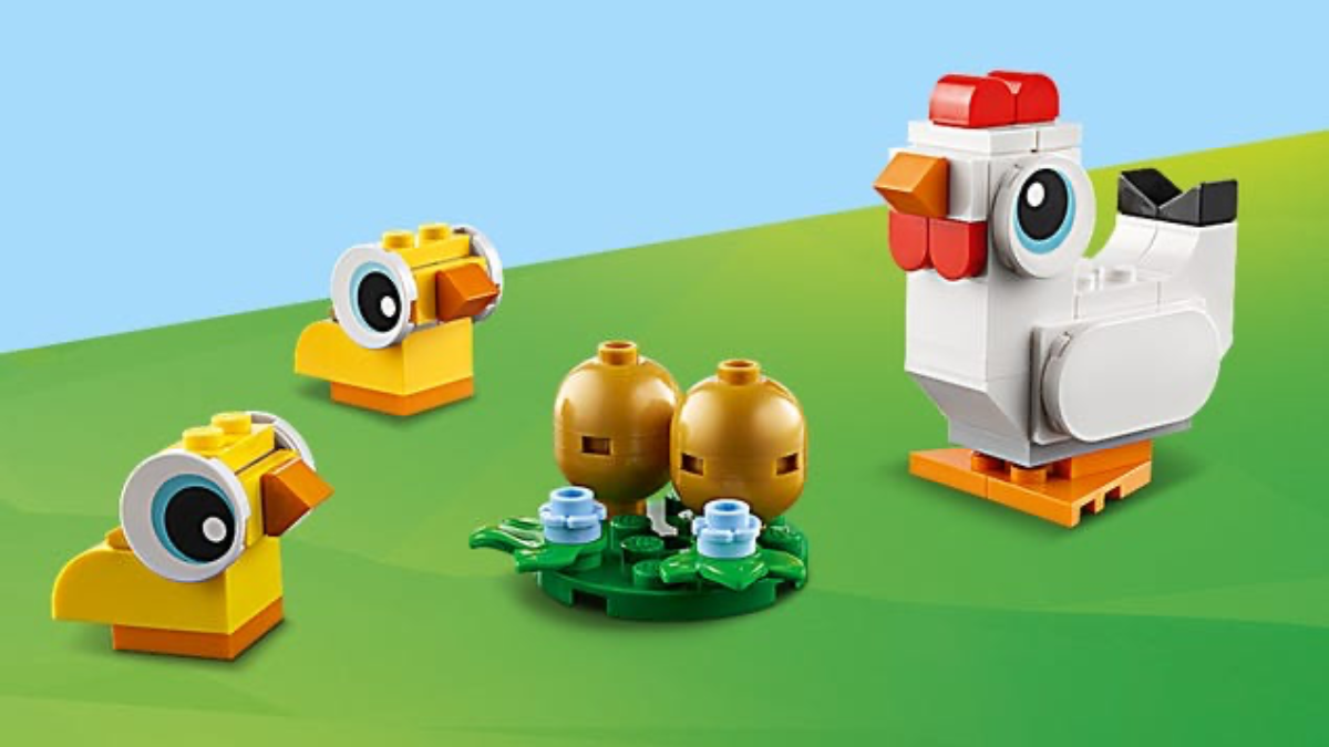 Current LEGO 30643 Easter Chickens GWP free at Smyths Toys next month