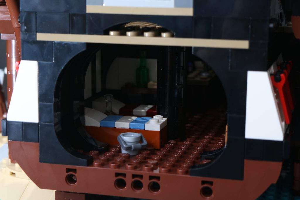 LEGO Ideas 21322 Pirates of Barracuda Bay review 34