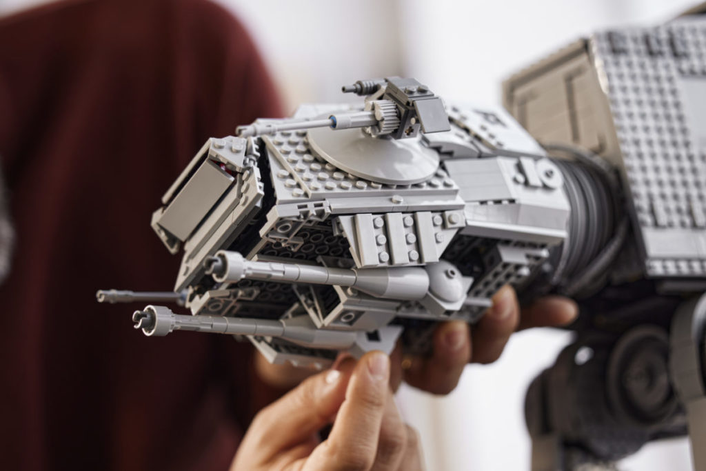 LEGO Star Wars 75313 AT AT 25 1024x683