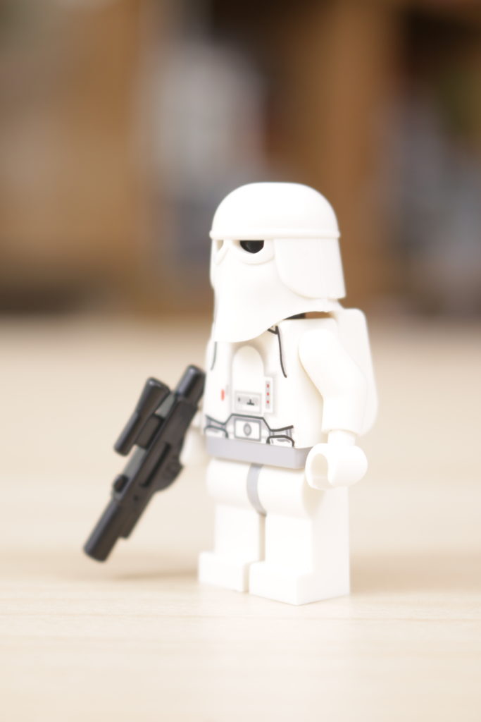 LEGO Star Wars 10178 Motorized Walking AT AT review 34
