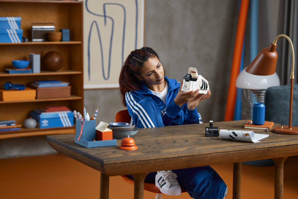 LEGO 10282 Adidas Originals Superstar 16