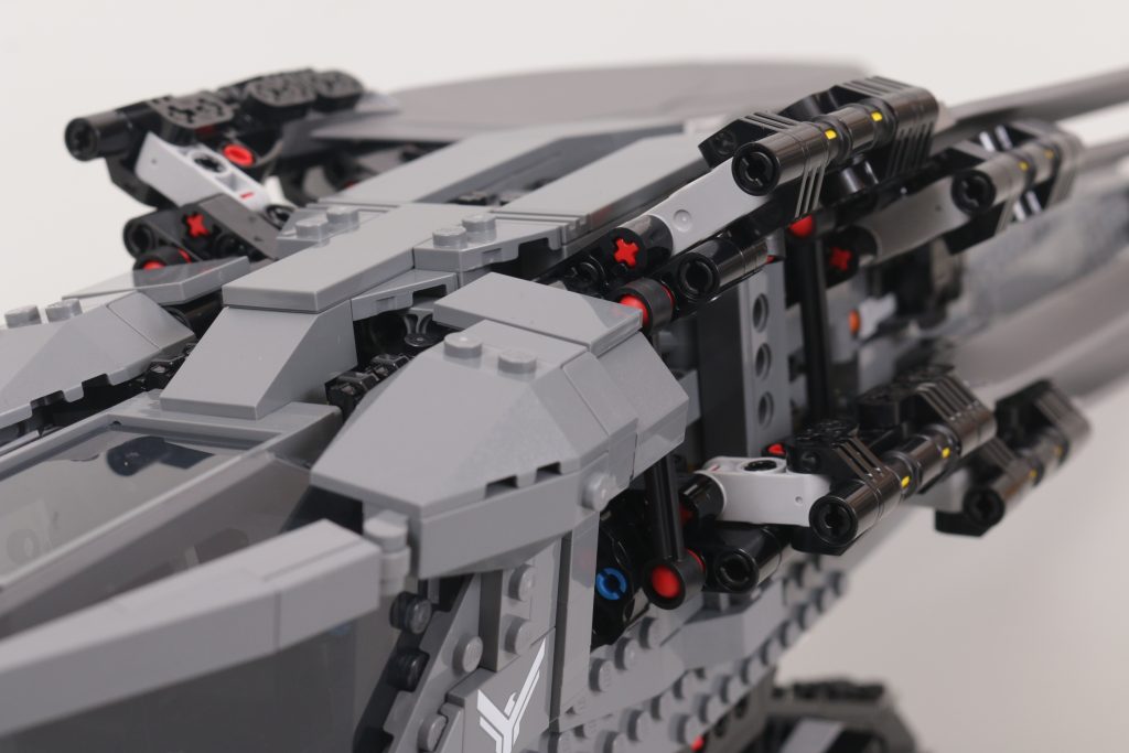 LEGO Icons 10327 Dune Atreides Royal Ornithopter review 14 1024x683