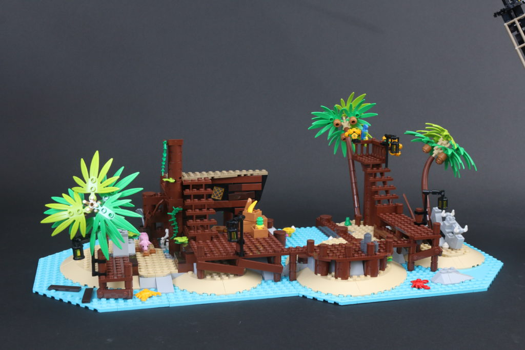 LEGO Ideas 21322 Pirates of Barracuda Bay review 57