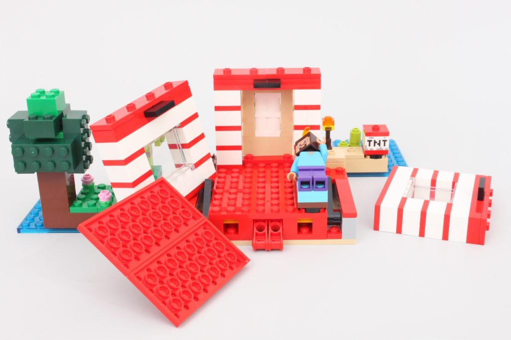 lego minecraft 21275 the tnt jungle house review 8 1024x683