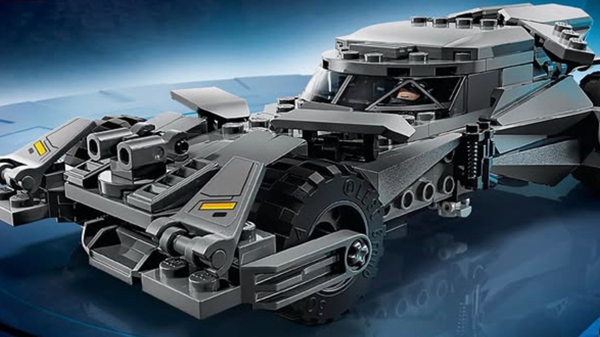 New LEGO Batmobiles aim to 'focus on something closer to the movie'